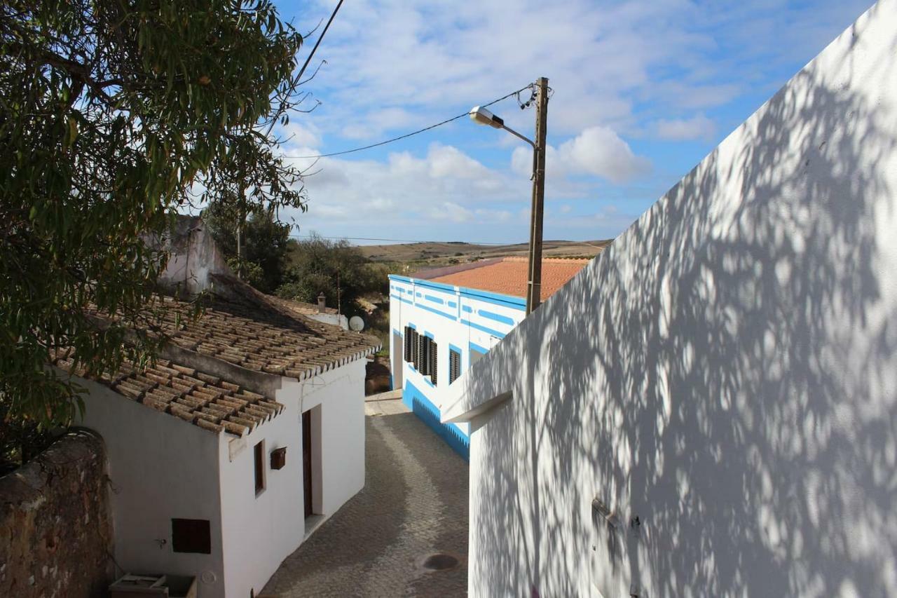 הוילה וילה דו ביספו Alojamento Casa Rosa מראה חיצוני תמונה